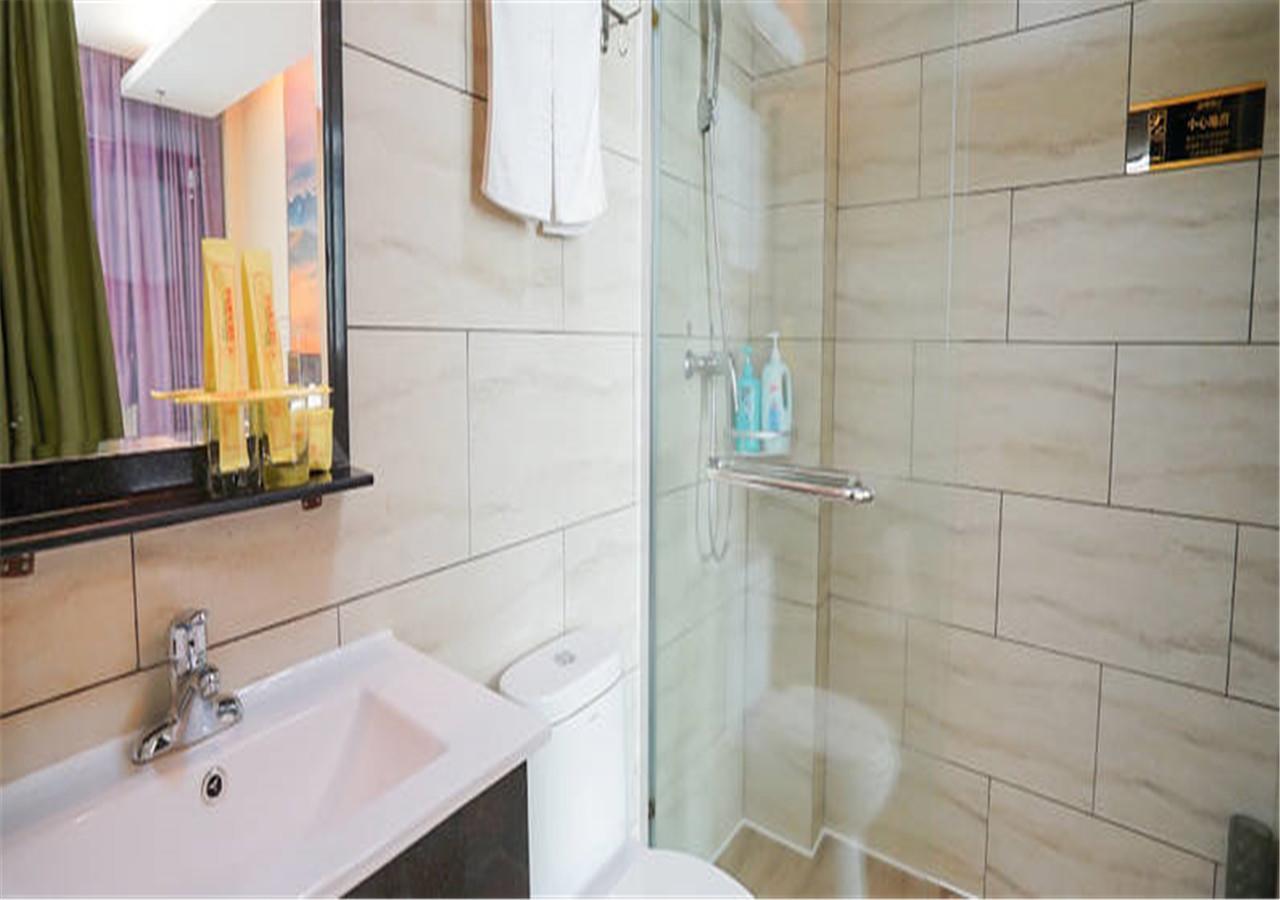 Xiamen Qingnian Yangguang Hotel - Wenzaodian 외부 사진